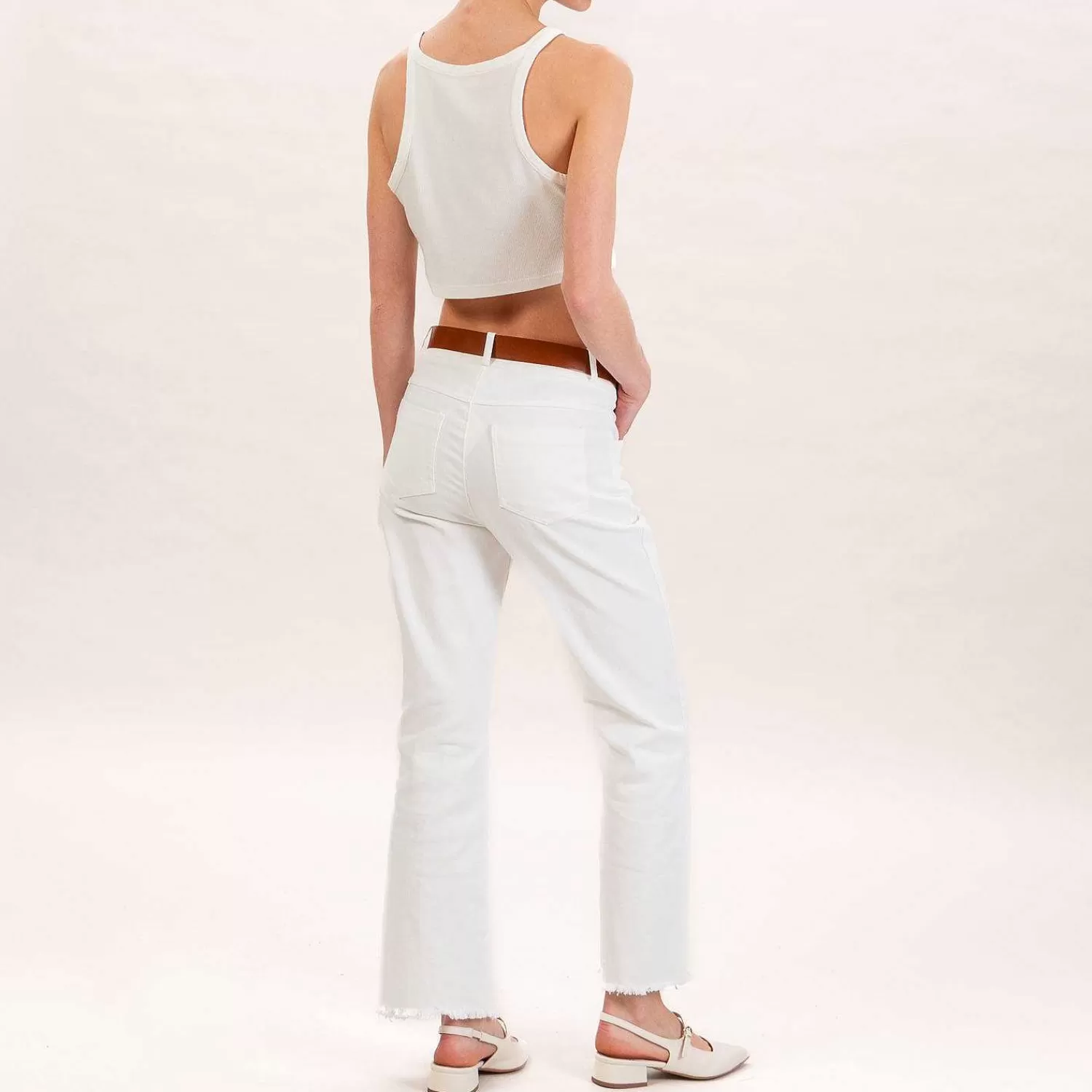 Store White Mood Tensione In-Pantalone Trombetta Crop Sfrangiato - Latte