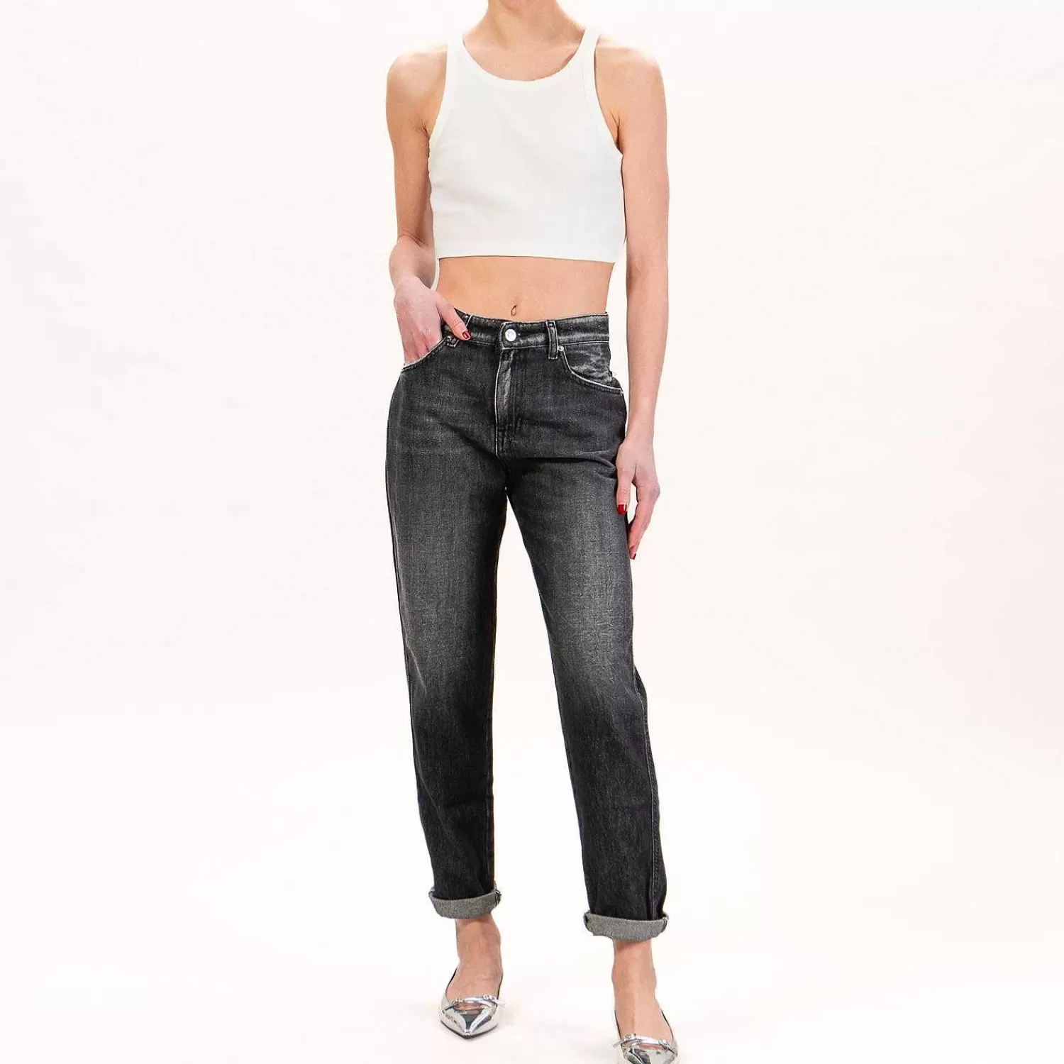 Shop White Mood Vicolo-Jeans Sienna Mom Fit - Denim Nero