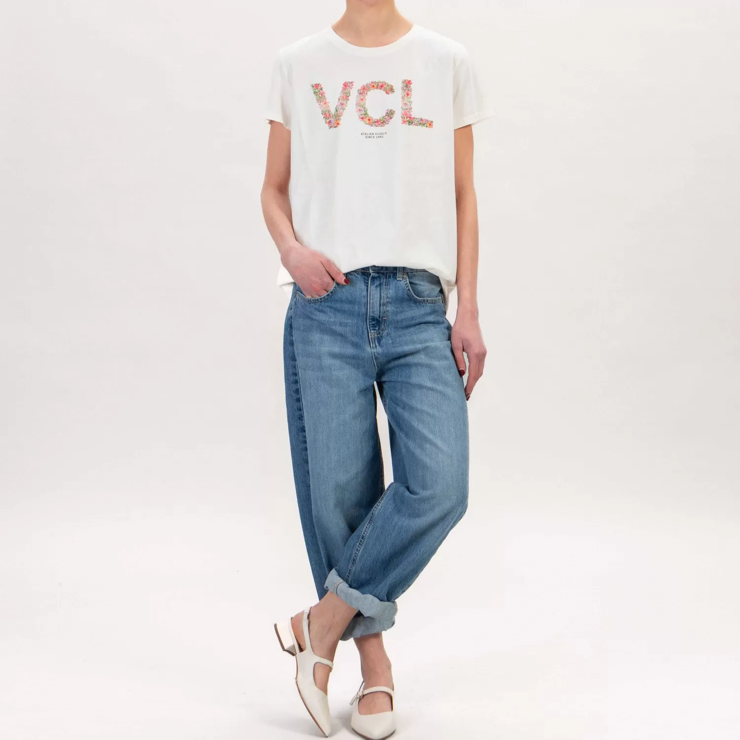 Cheap White Mood Vicolo-T-Shirt Vcl Fiori - Latte