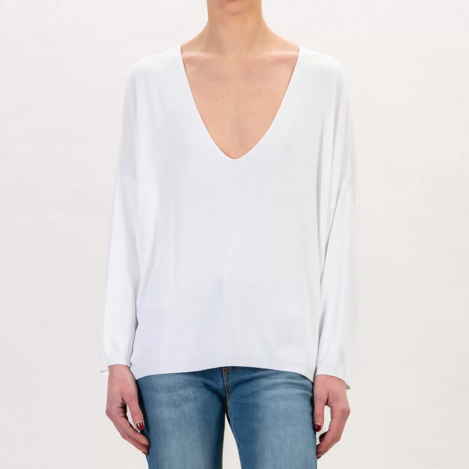 Online White Mood Zeroassoluto-Maglia Scatola Scollo V - Latte