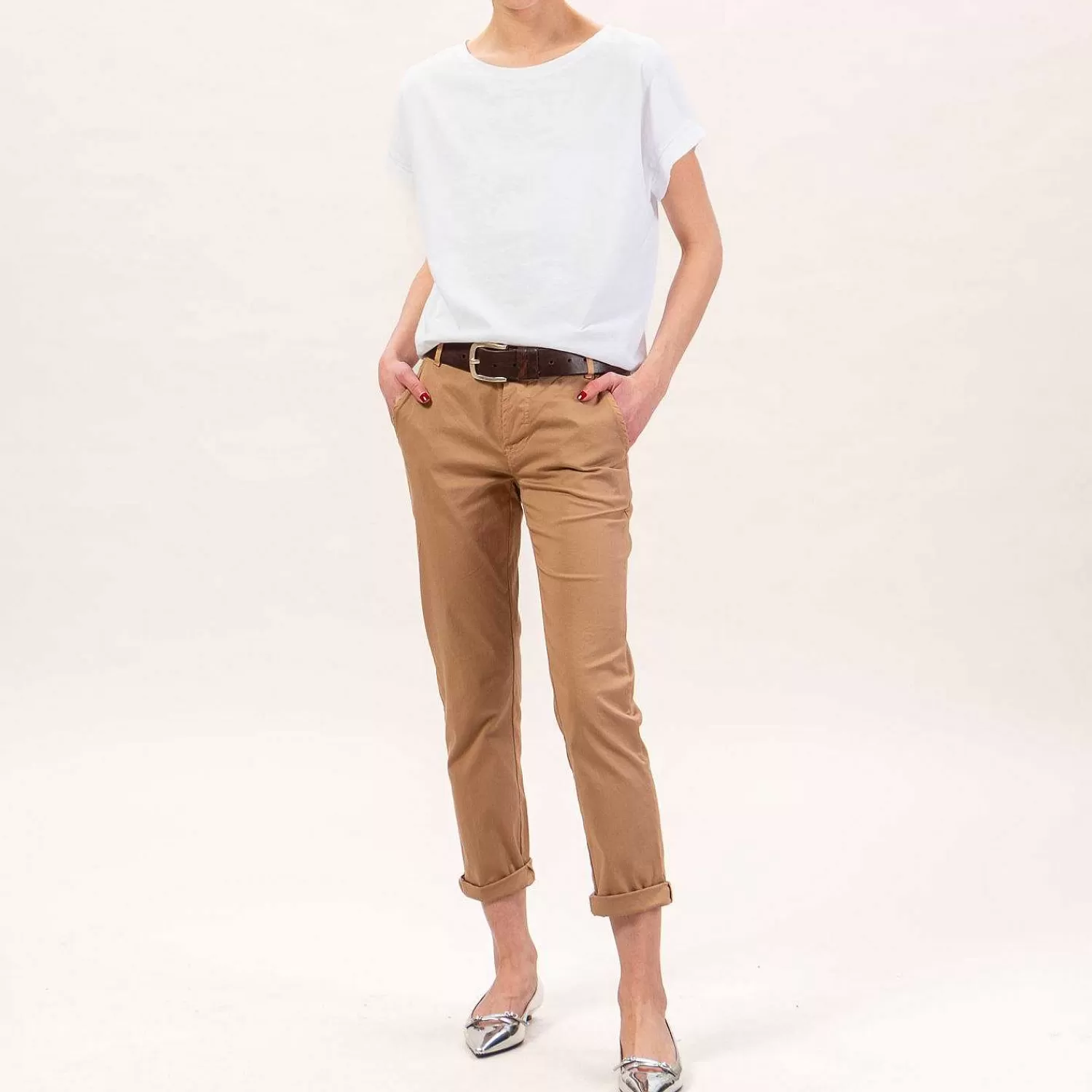 Hot White Mood Zeroassoluto-Pantalone Lois Chino Elasticizzato - Biscotto