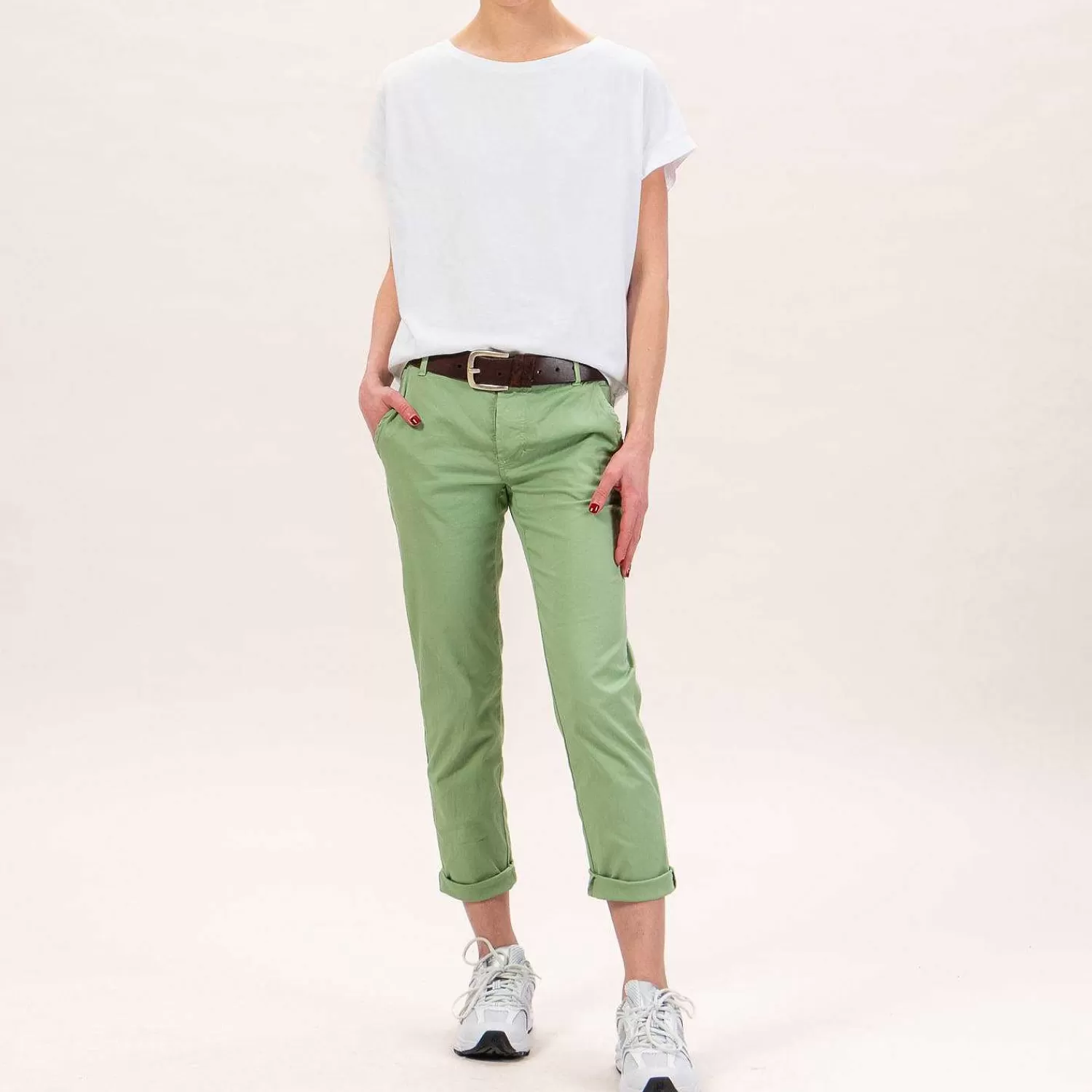 Shop White Mood Zeroassoluto-Pantalone Lois Chino Elasticizzato - Green Bay