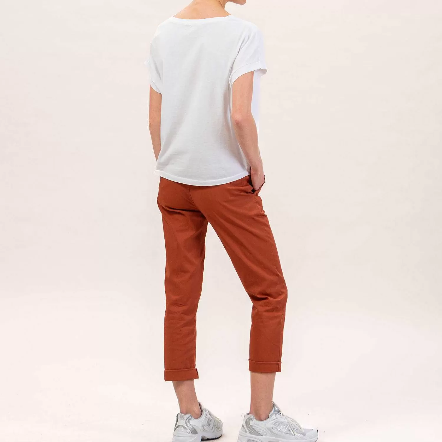 Hot White Mood Zeroassoluto-Pantalone Lois Chino Elasticizzato - Rame